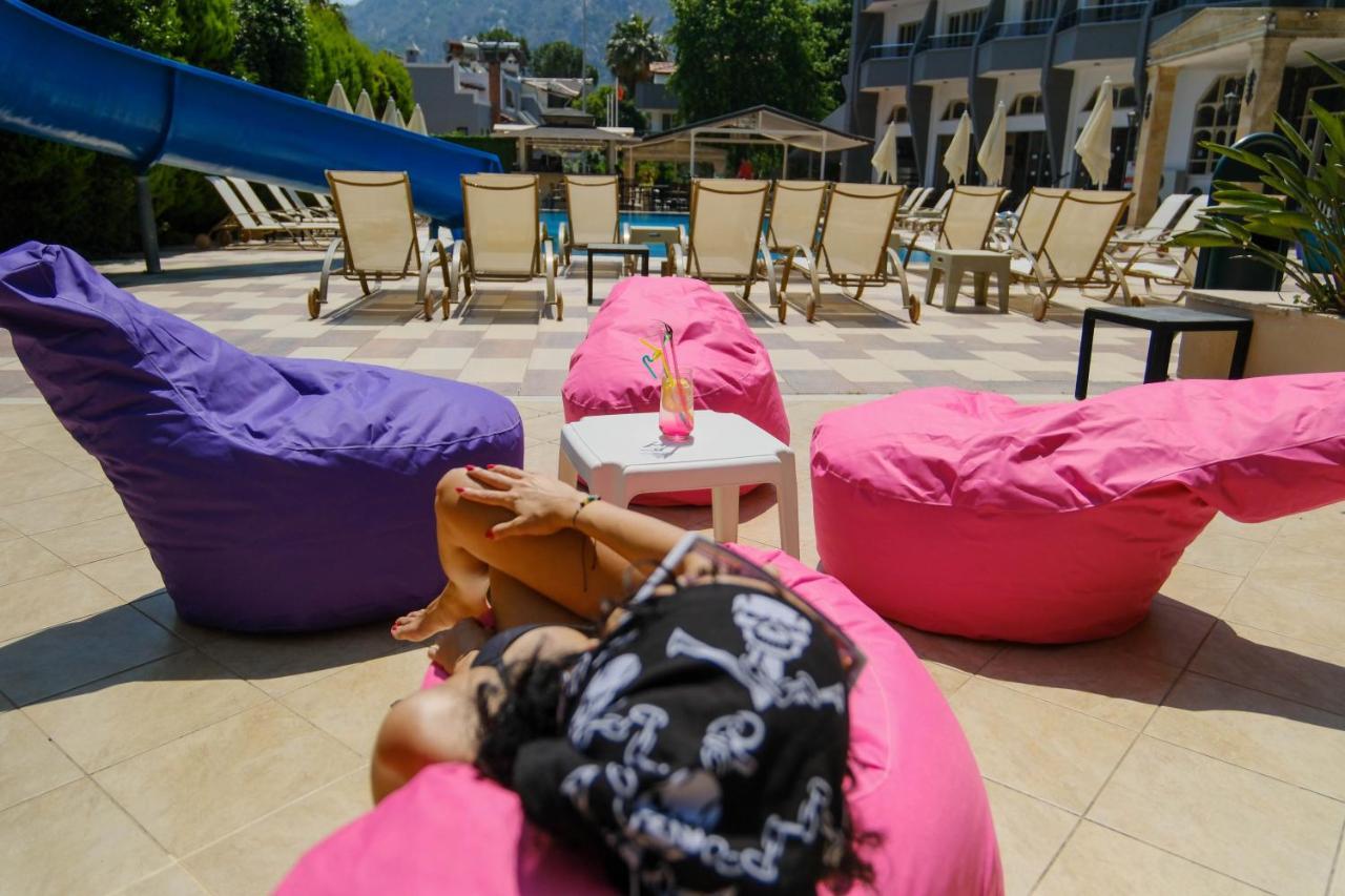 Club Selen Icmeler Ξενοδοχείο Εξωτερικό φωτογραφία